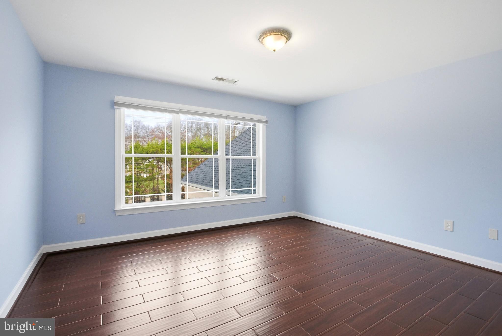 PINE RIDGE - Residential