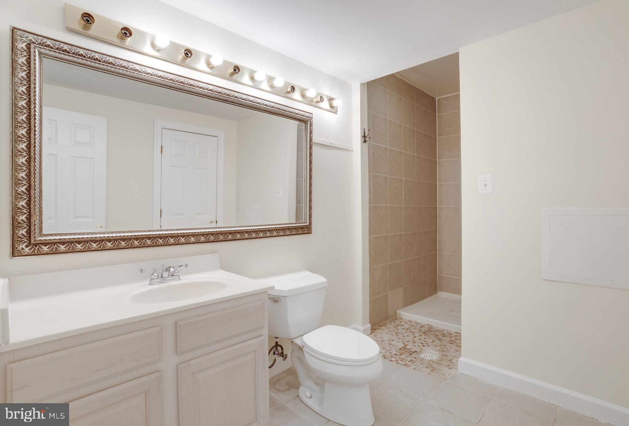 PINE RIDGE - Residential