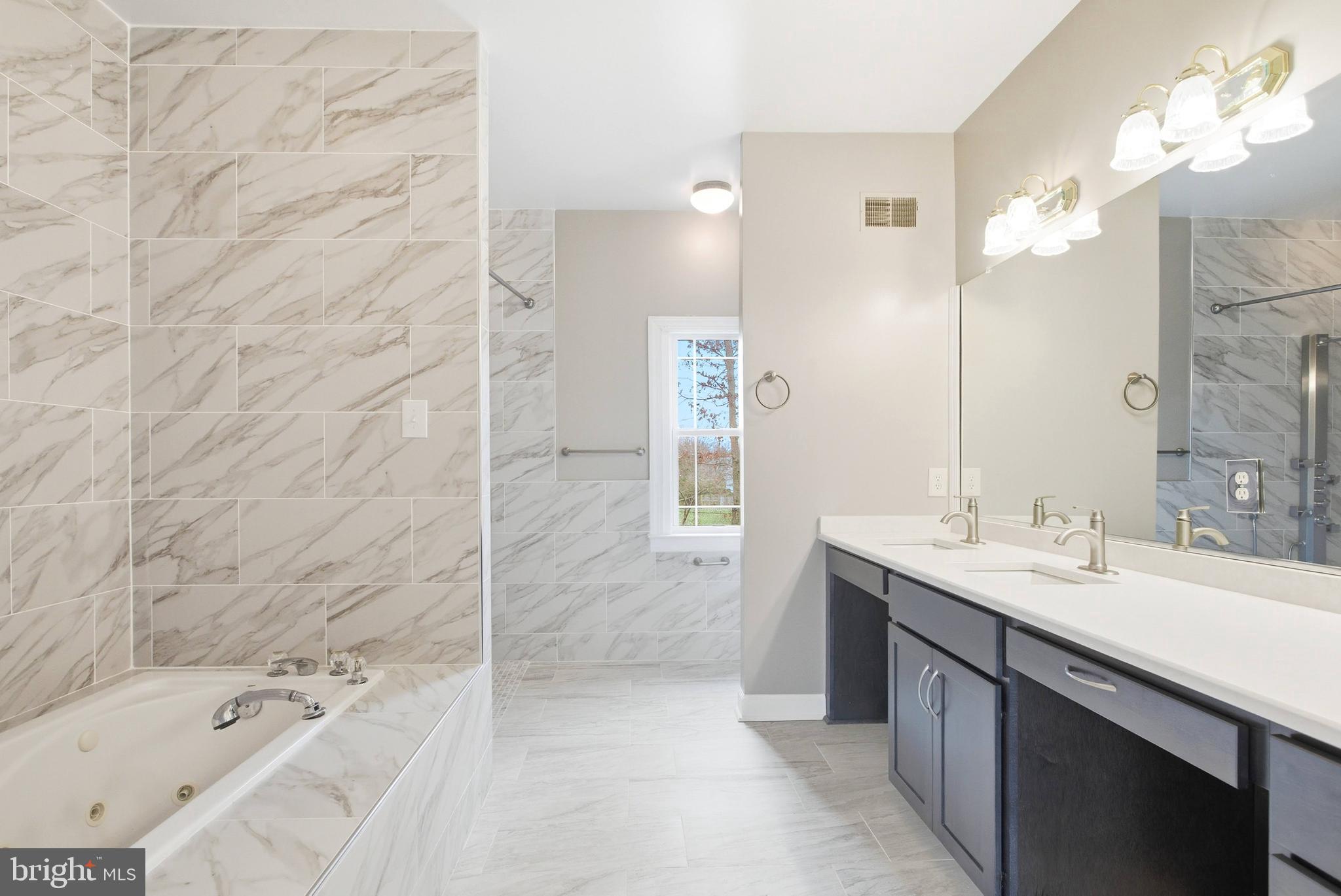 PINE RIDGE - Residential