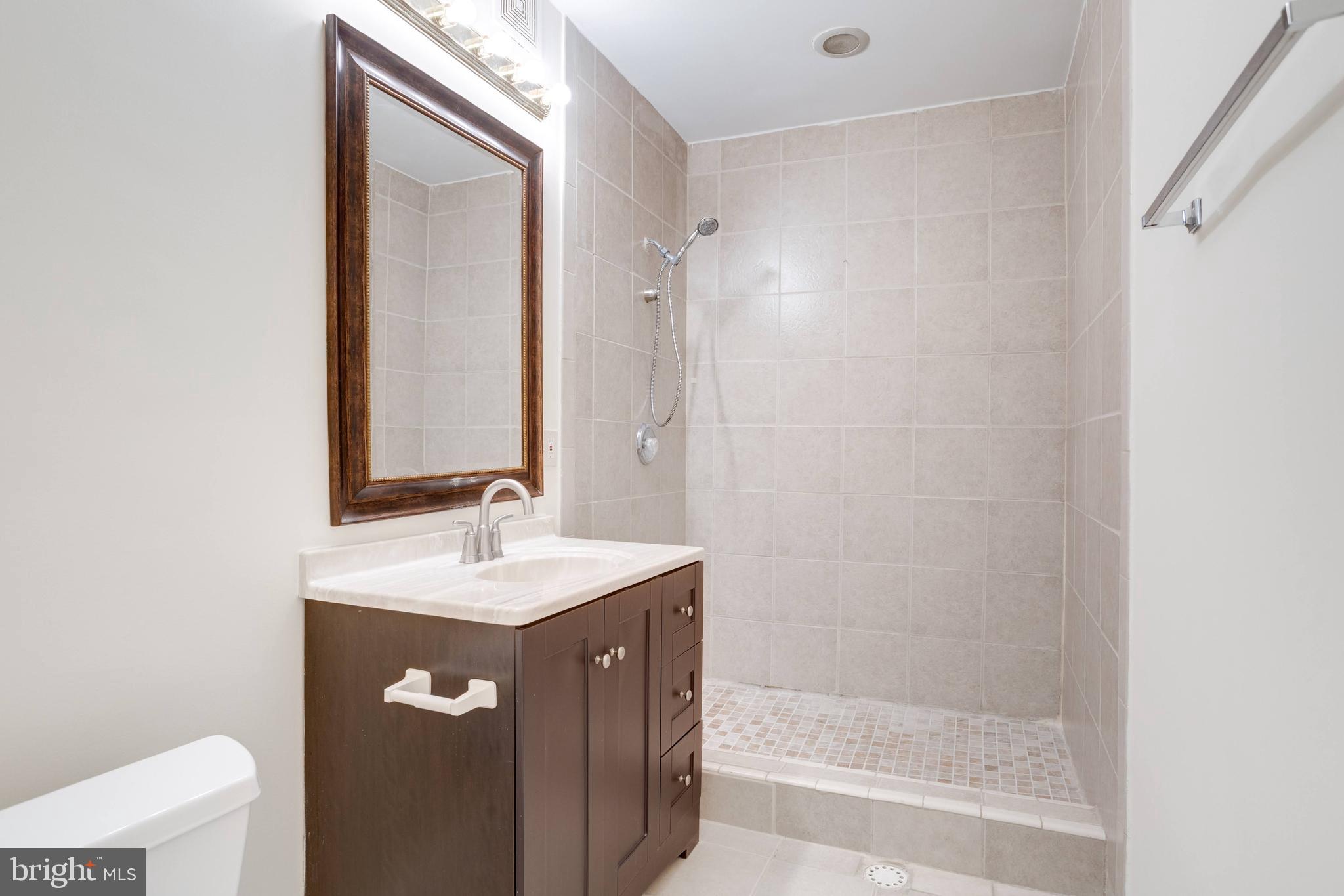 PINE RIDGE - Residential