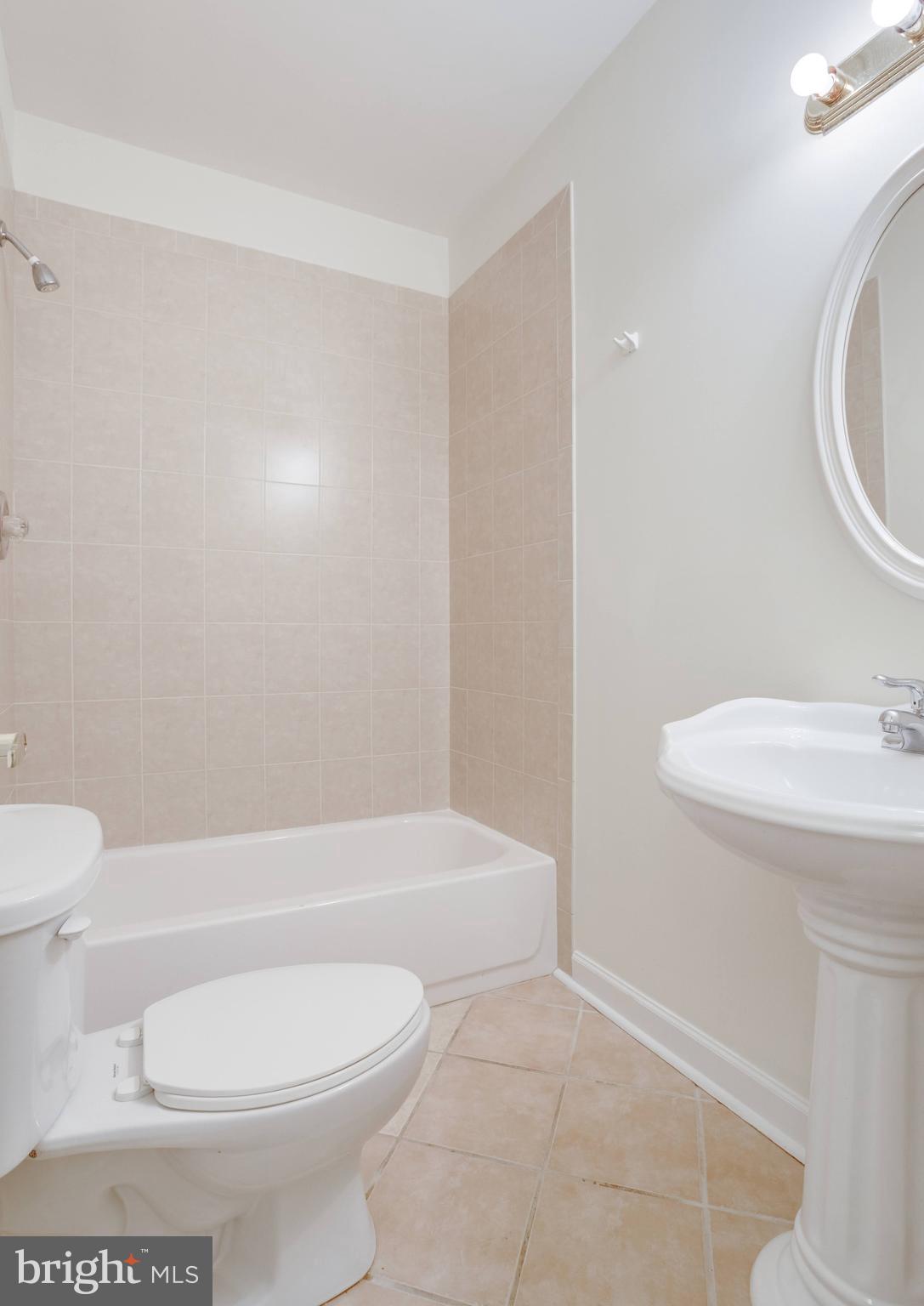 PINE RIDGE - Residential