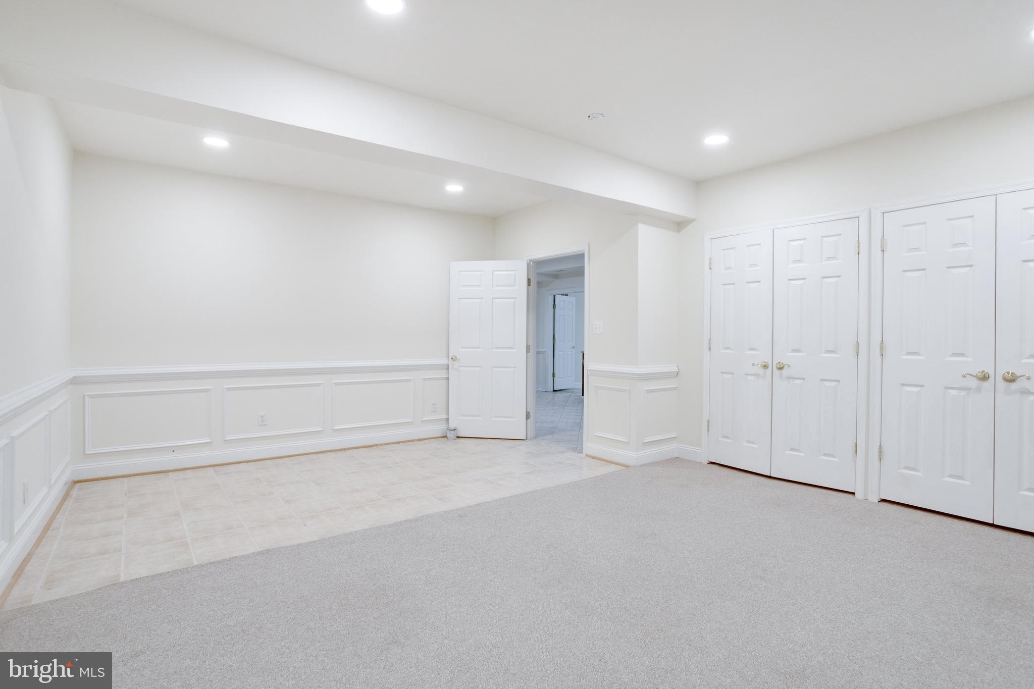 PINE RIDGE - Residential