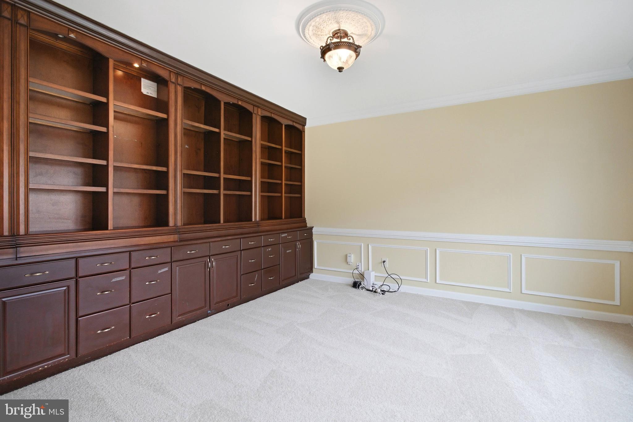 PINE RIDGE - Residential