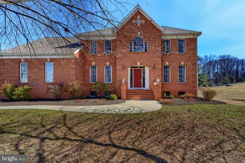 1 BUSH CABIN COURT PARKTON MD 21120