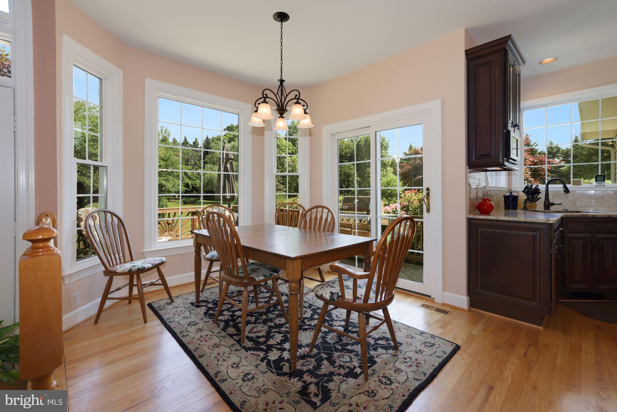 SPRING MEADOWS - Residential