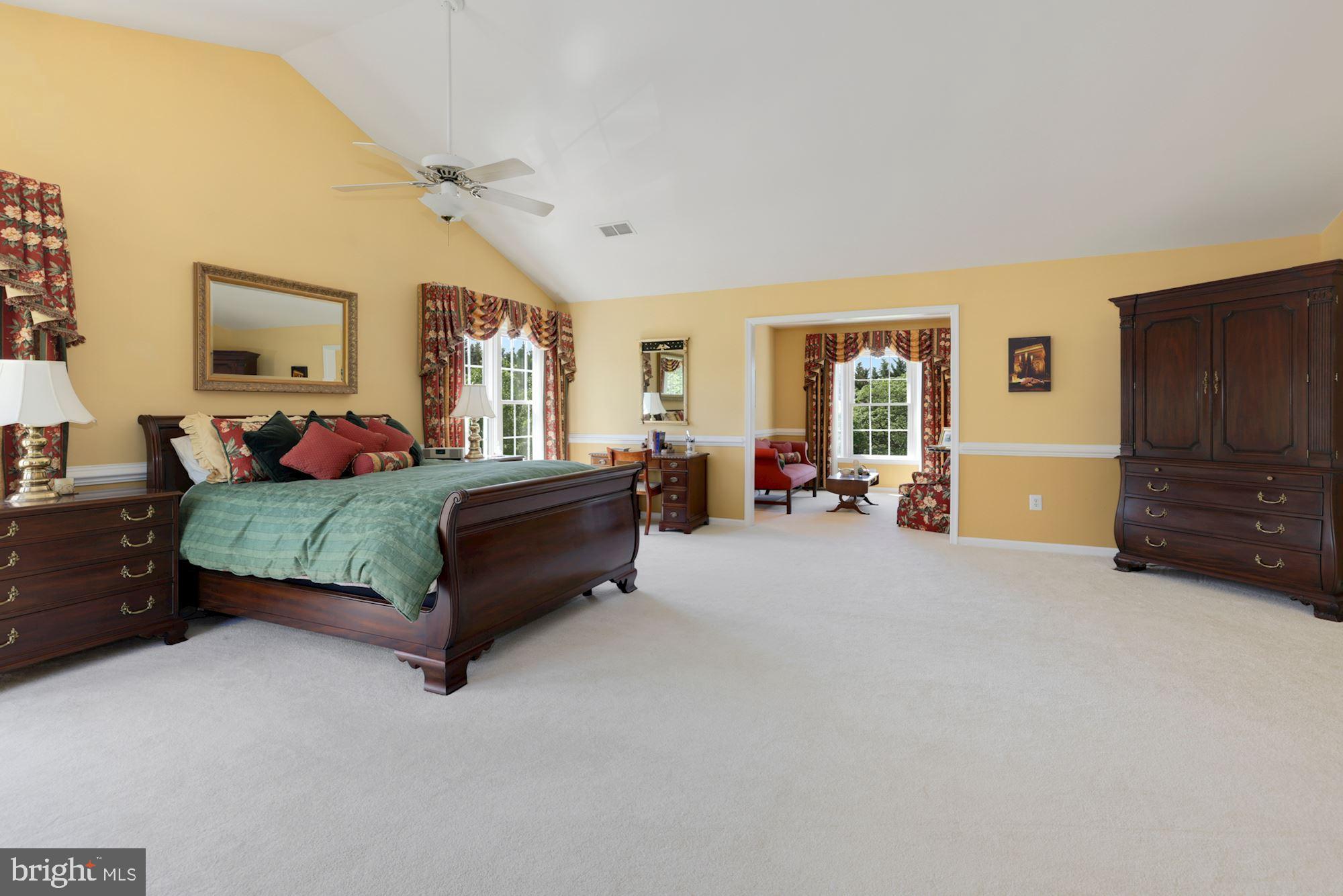 SPRING MEADOWS - Residential