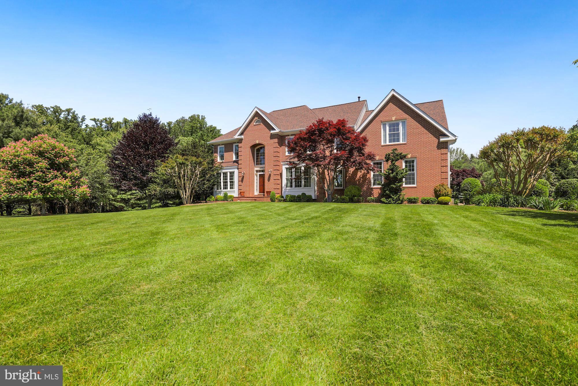 SPRING MEADOWS - Residential