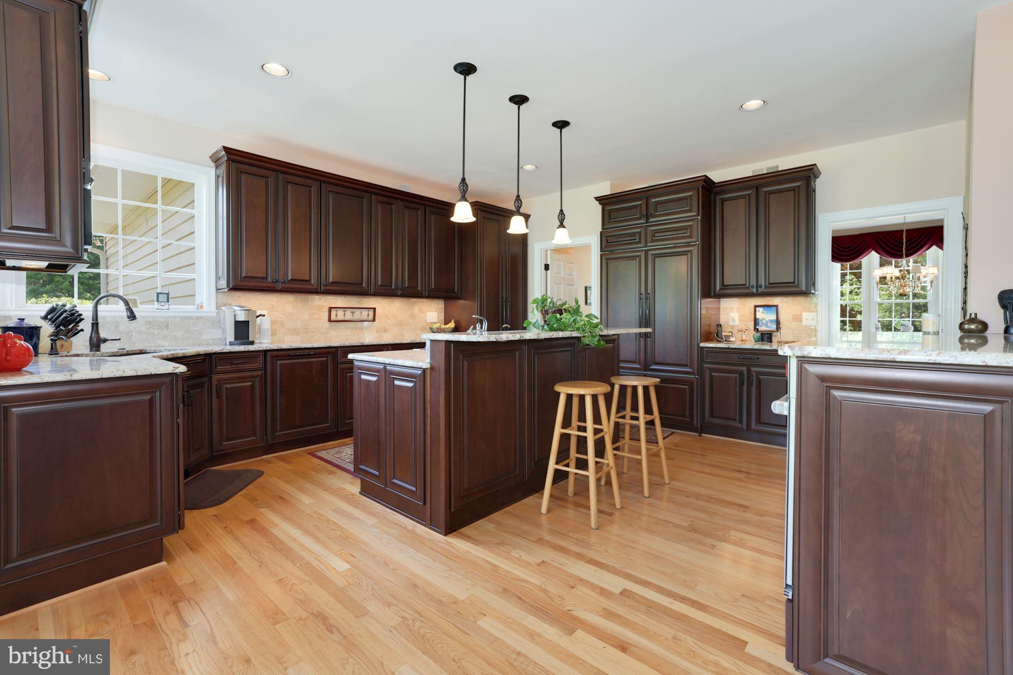 SPRING MEADOWS - Residential