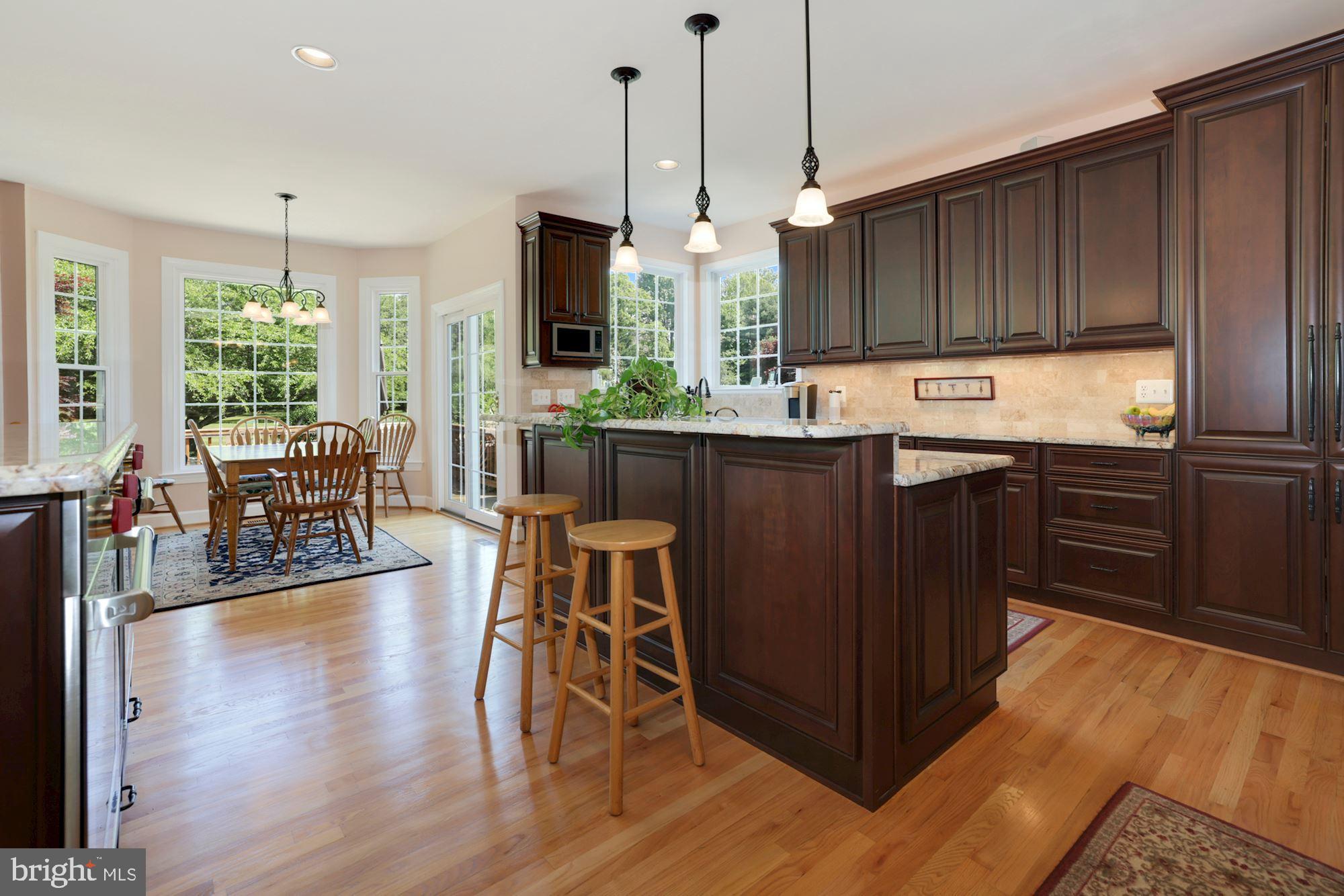 SPRING MEADOWS - Residential