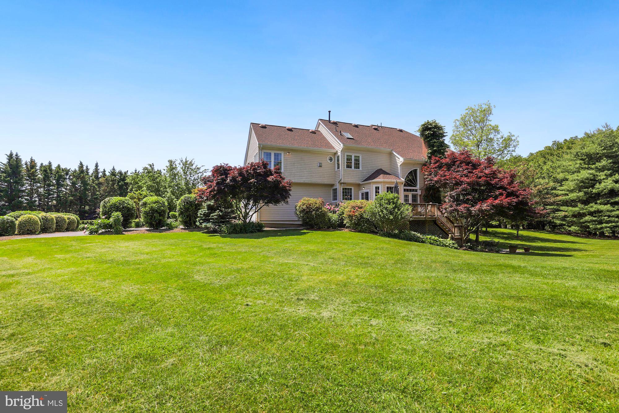 SPRING MEADOWS - Residential