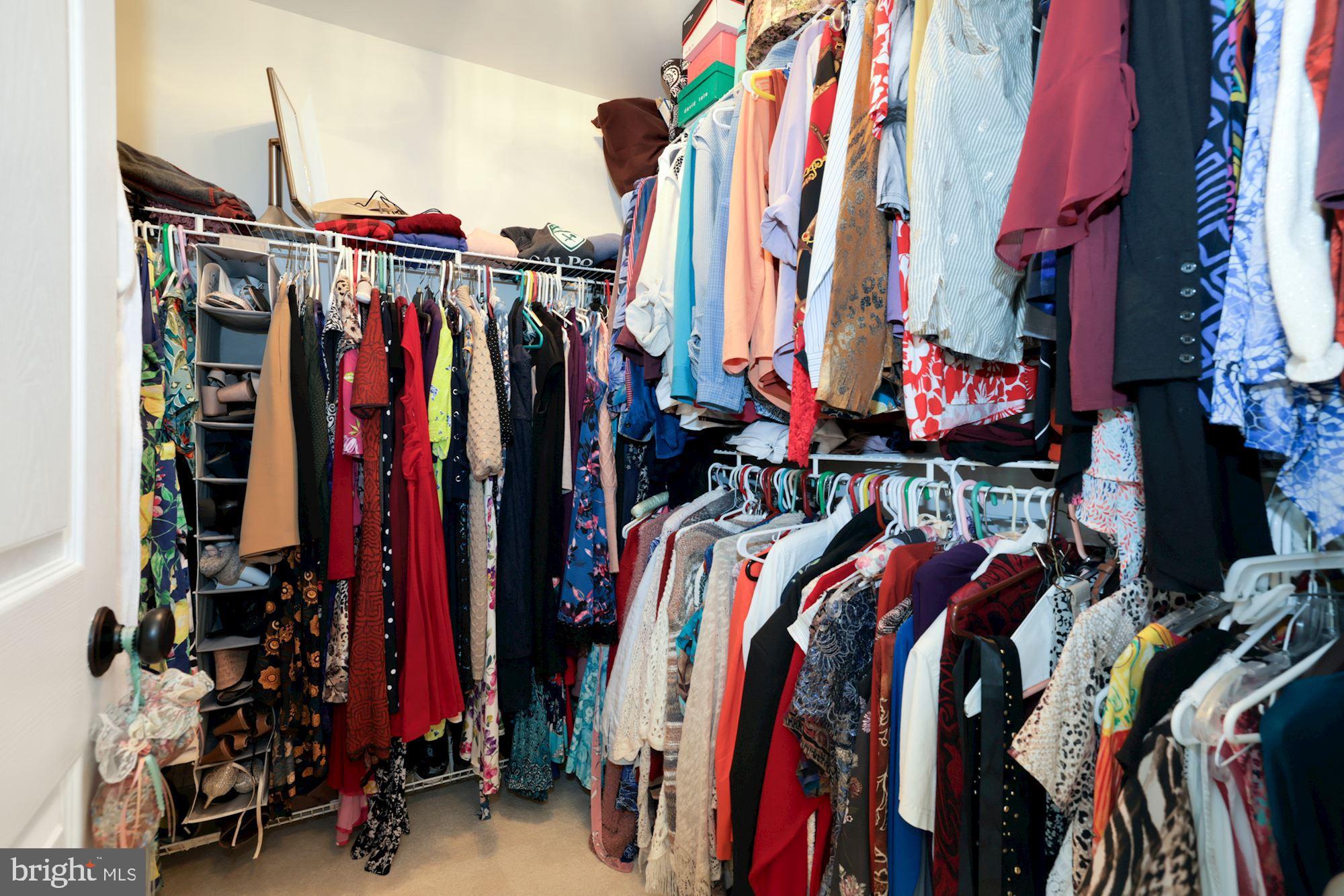 SPRING MEADOWS - Residential