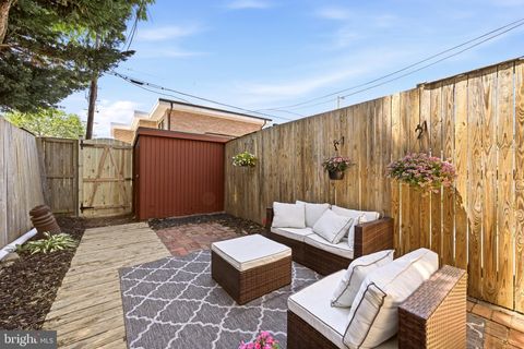 Tiny photo for 329 17th Street SE, WASHINGTON, DC 20003 (MLS # DCDC2259640)