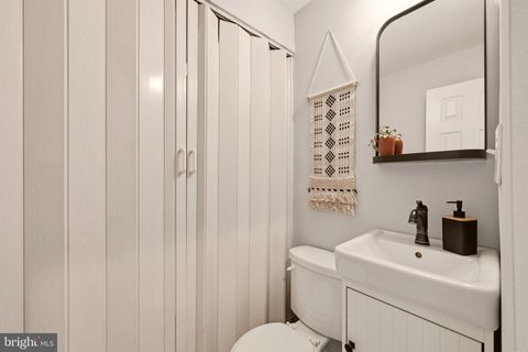 Tiny photo for 329 17th Street SE, WASHINGTON, DC 20003 (MLS # DCDC2259640)