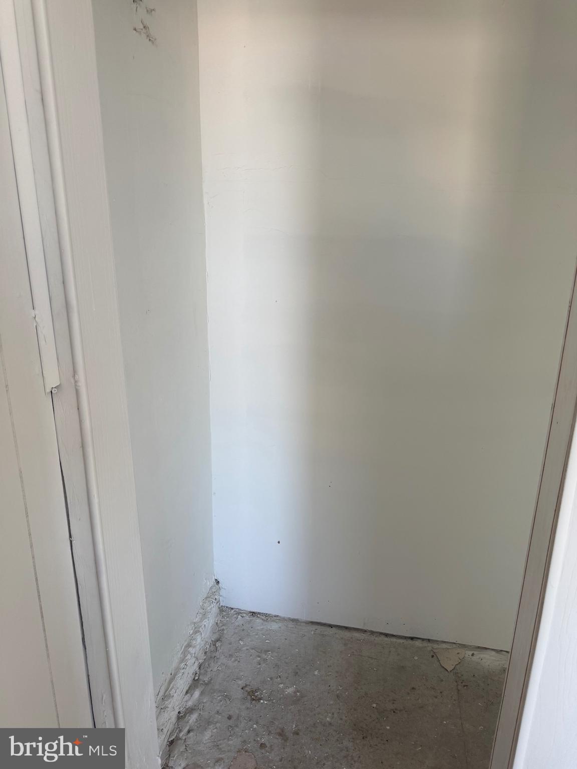 KENSINGTON - Residential