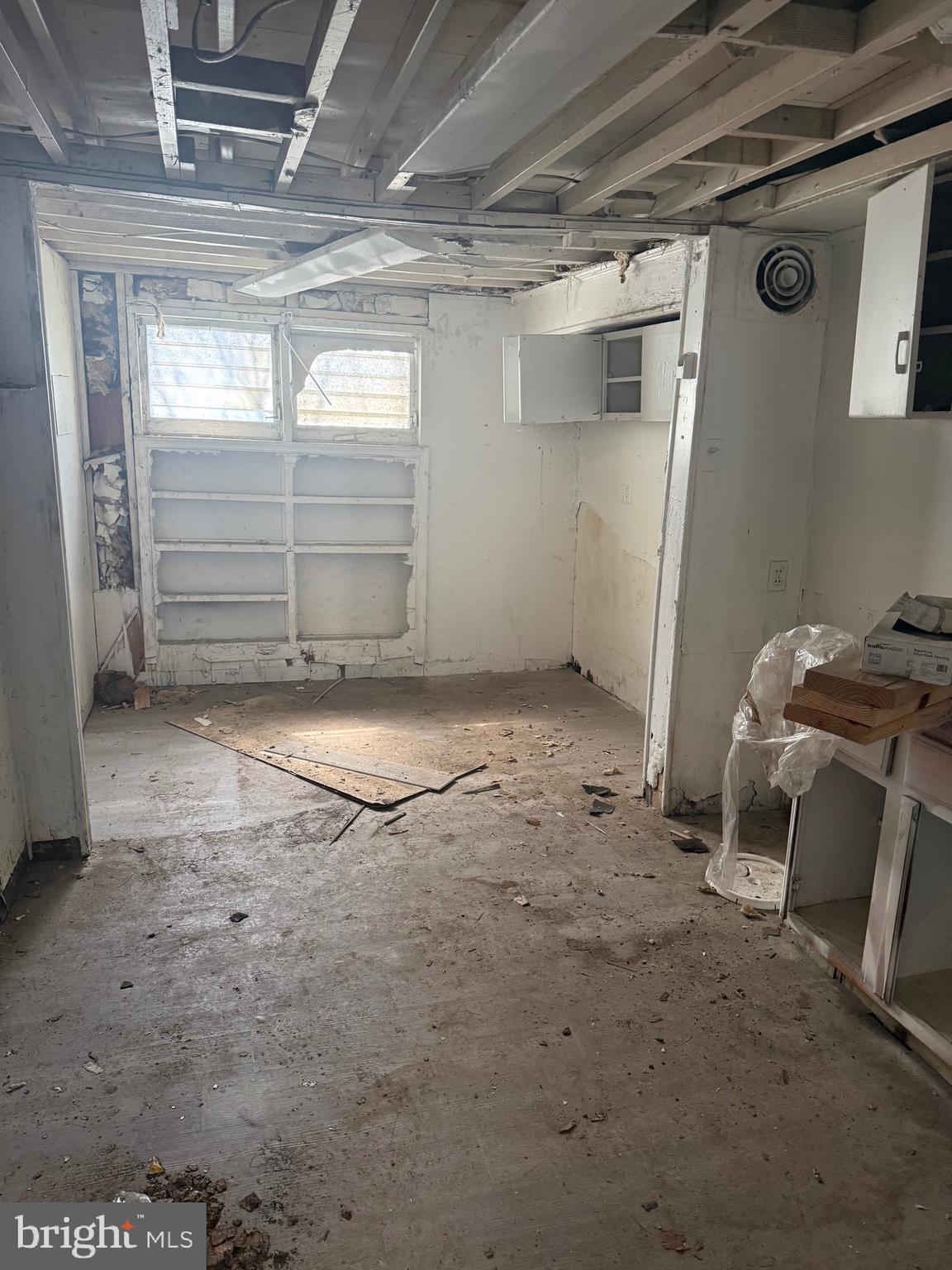 KENSINGTON - Residential