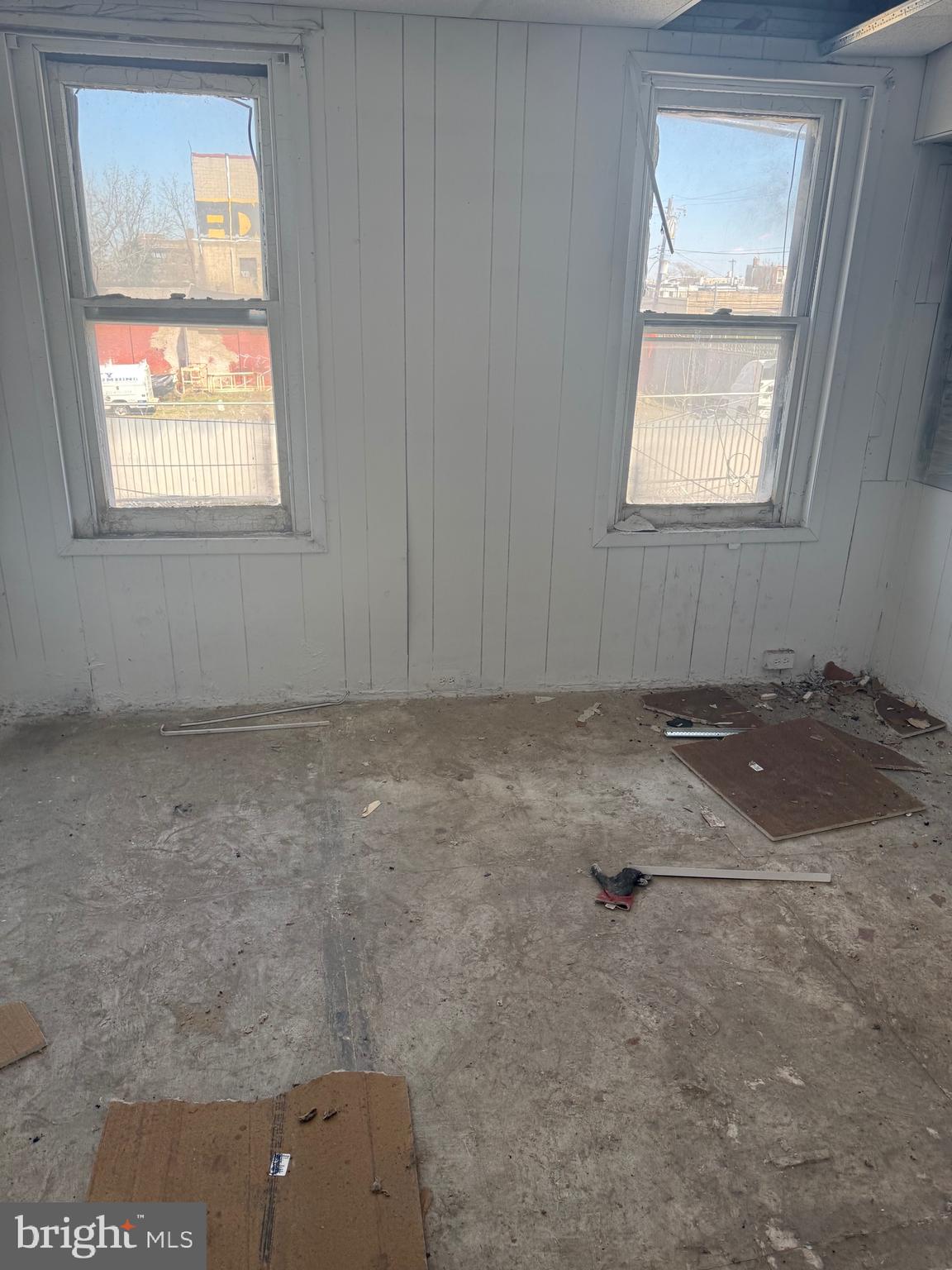 KENSINGTON - Residential