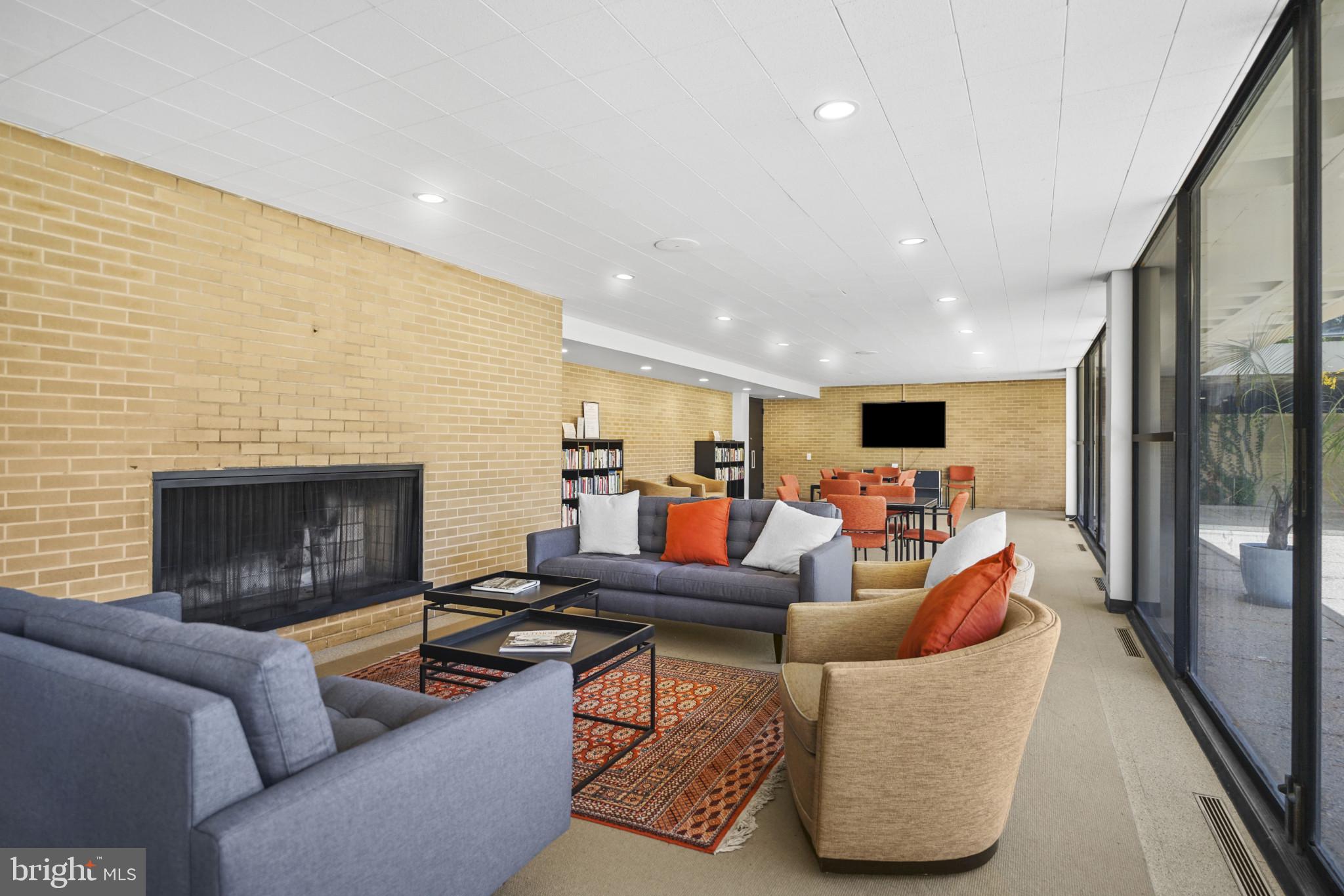 TUSCANY-CANTERBURY - Residential