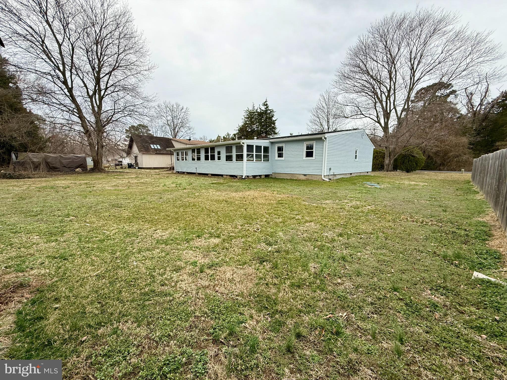 GOLDEN BEACH - Residential