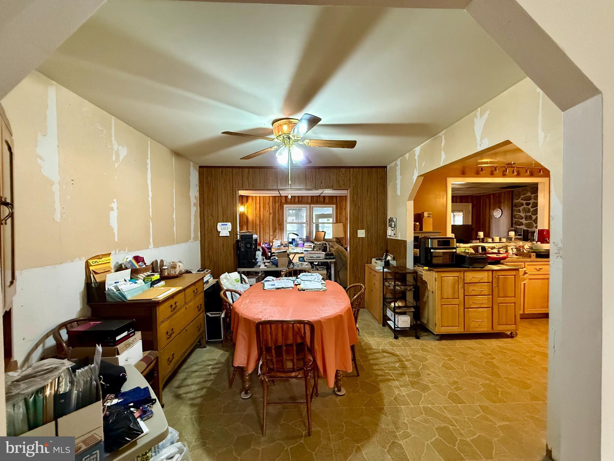 GOLDEN BEACH - Residential