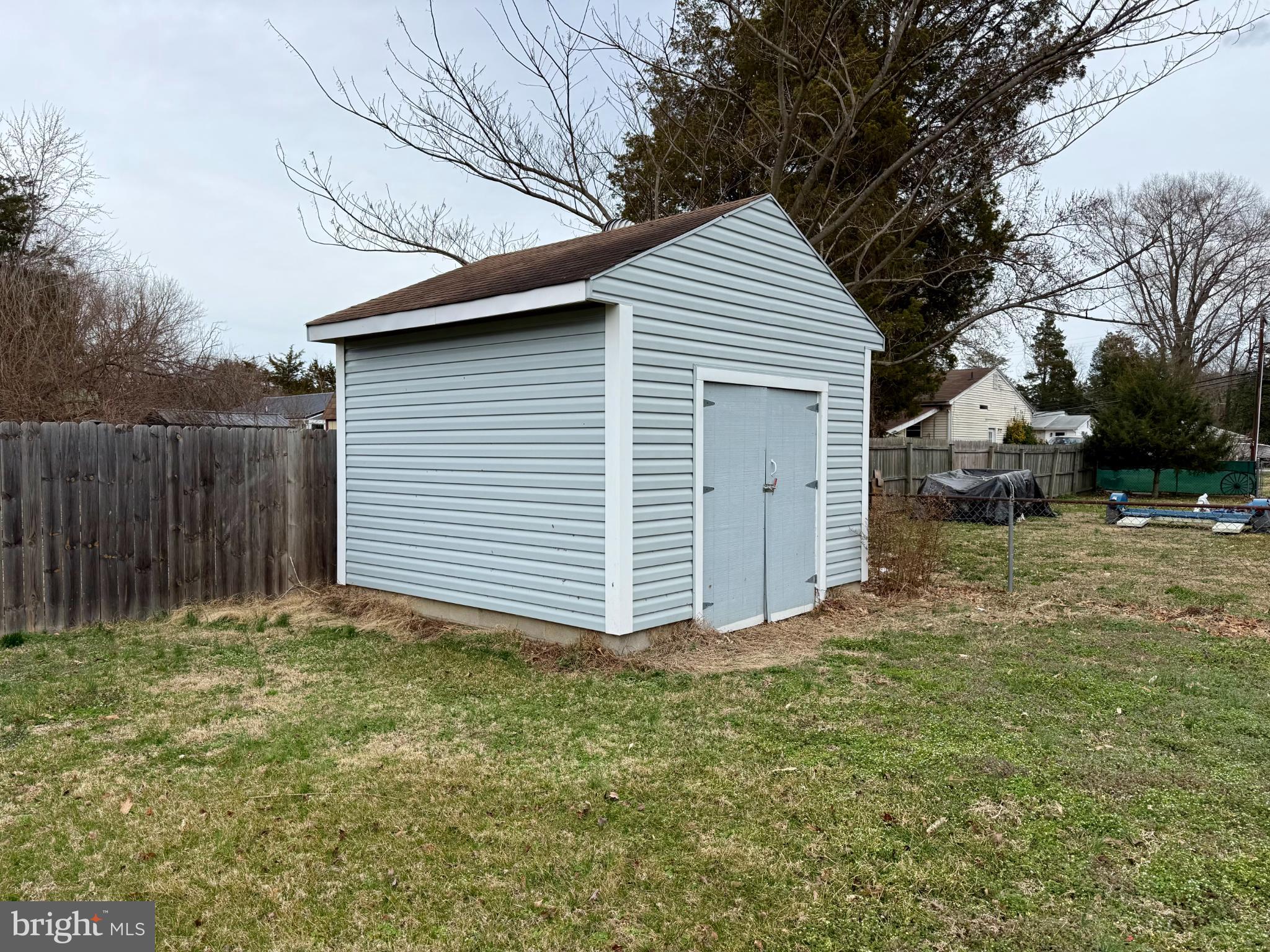 GOLDEN BEACH - Residential