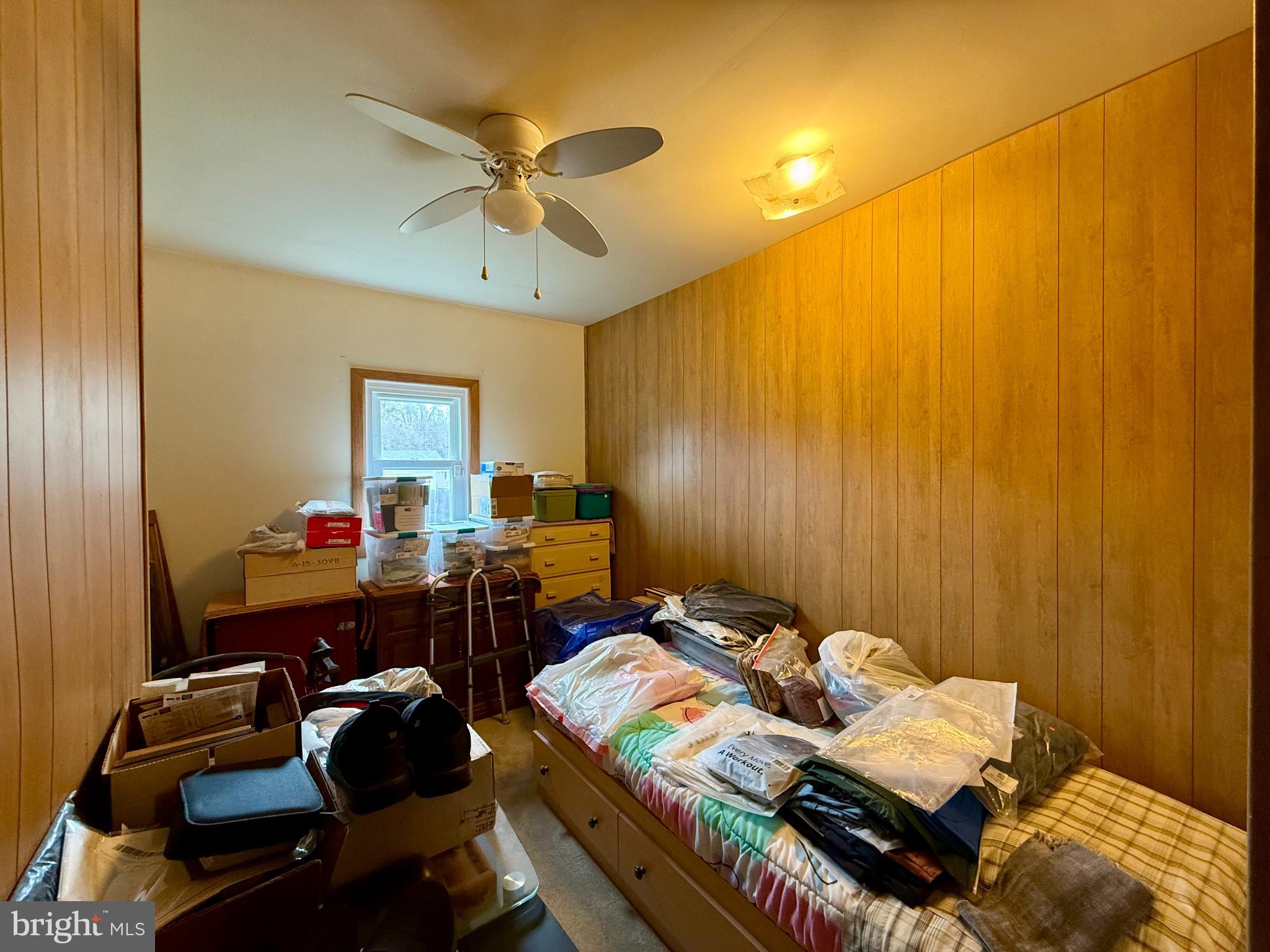 GOLDEN BEACH - Residential