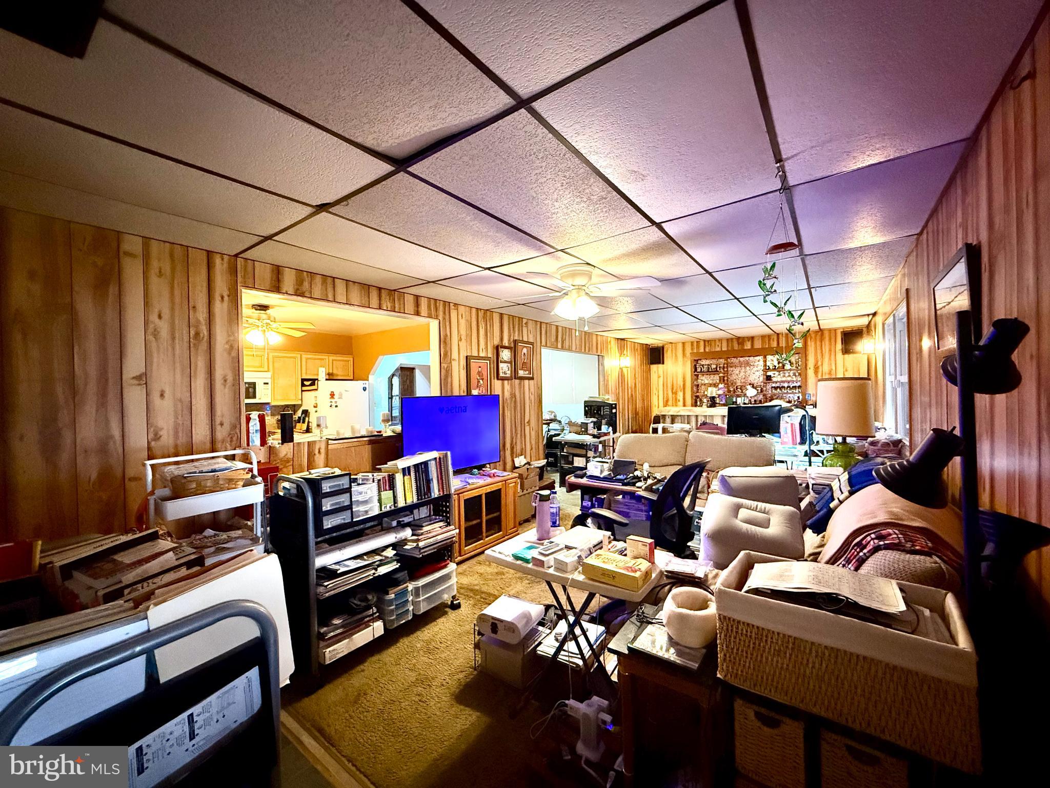 GOLDEN BEACH - Residential