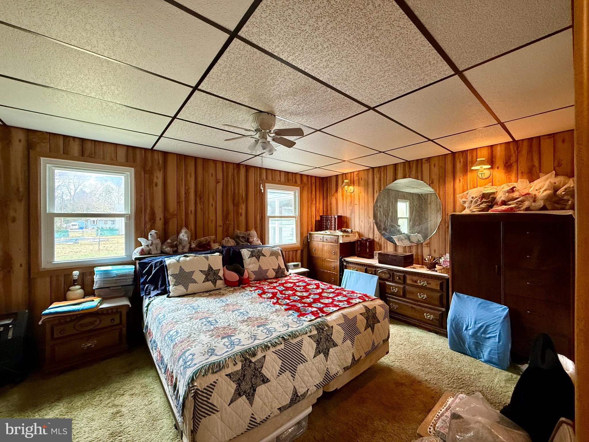 GOLDEN BEACH - Residential