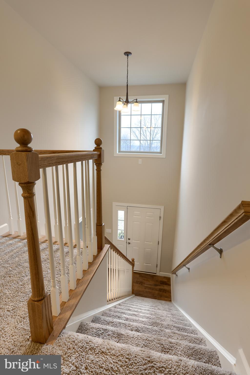 WOODLAND HILLS - Residential