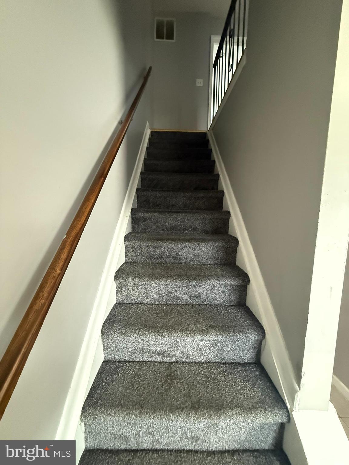 MARINE OAKS VILLAGE - Residential Lease