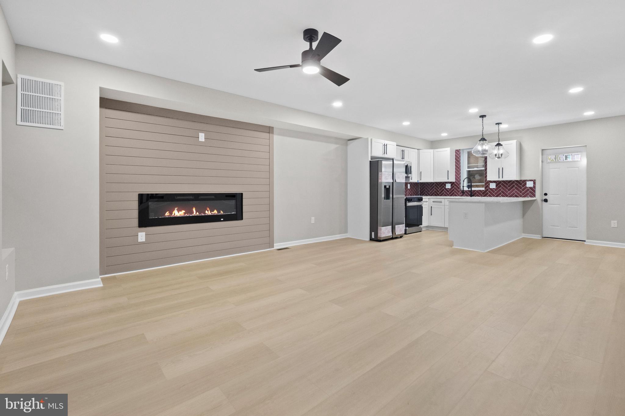 MONDAWMIN - Residential