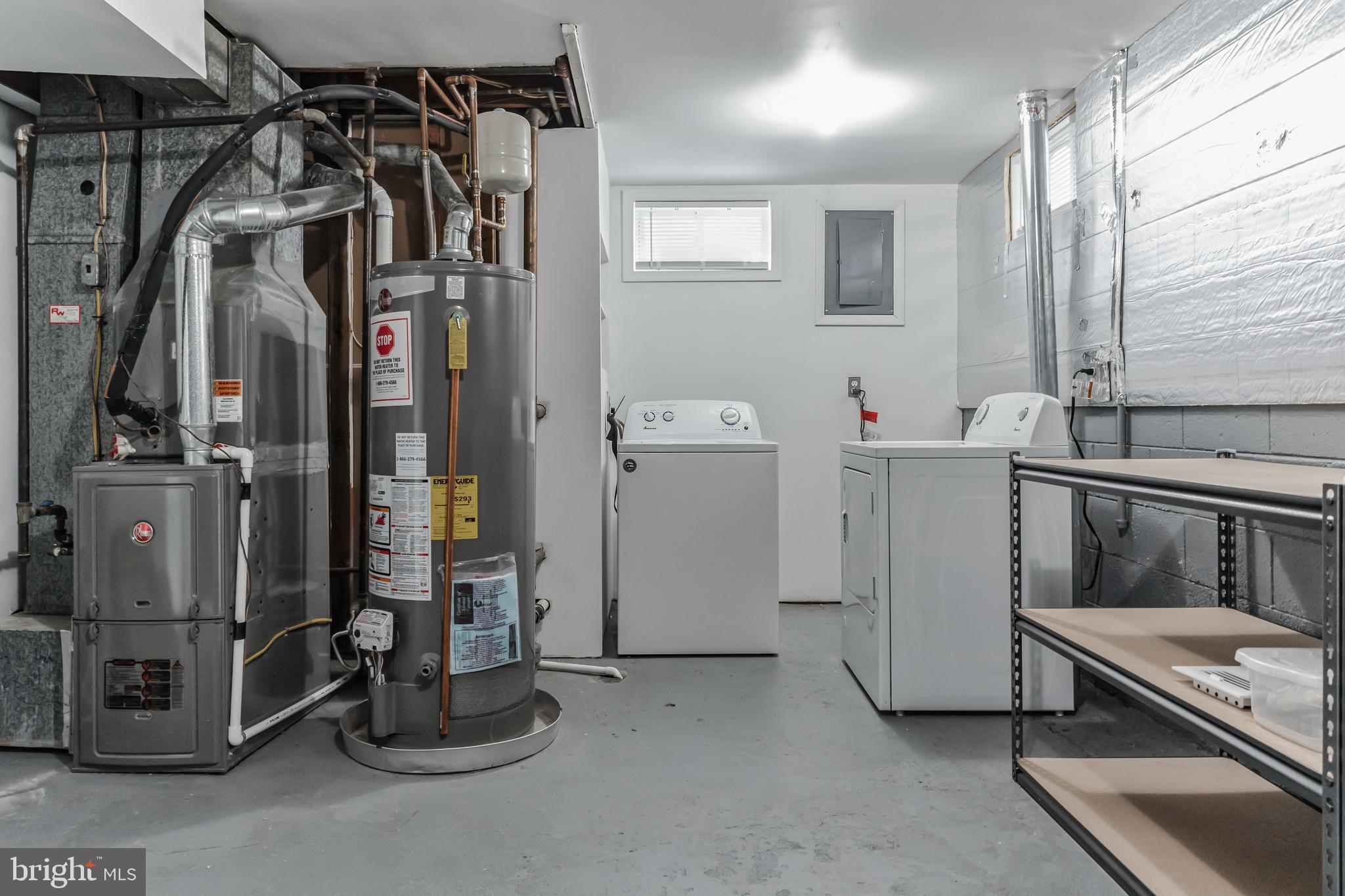 HOLLY PARK - Residential