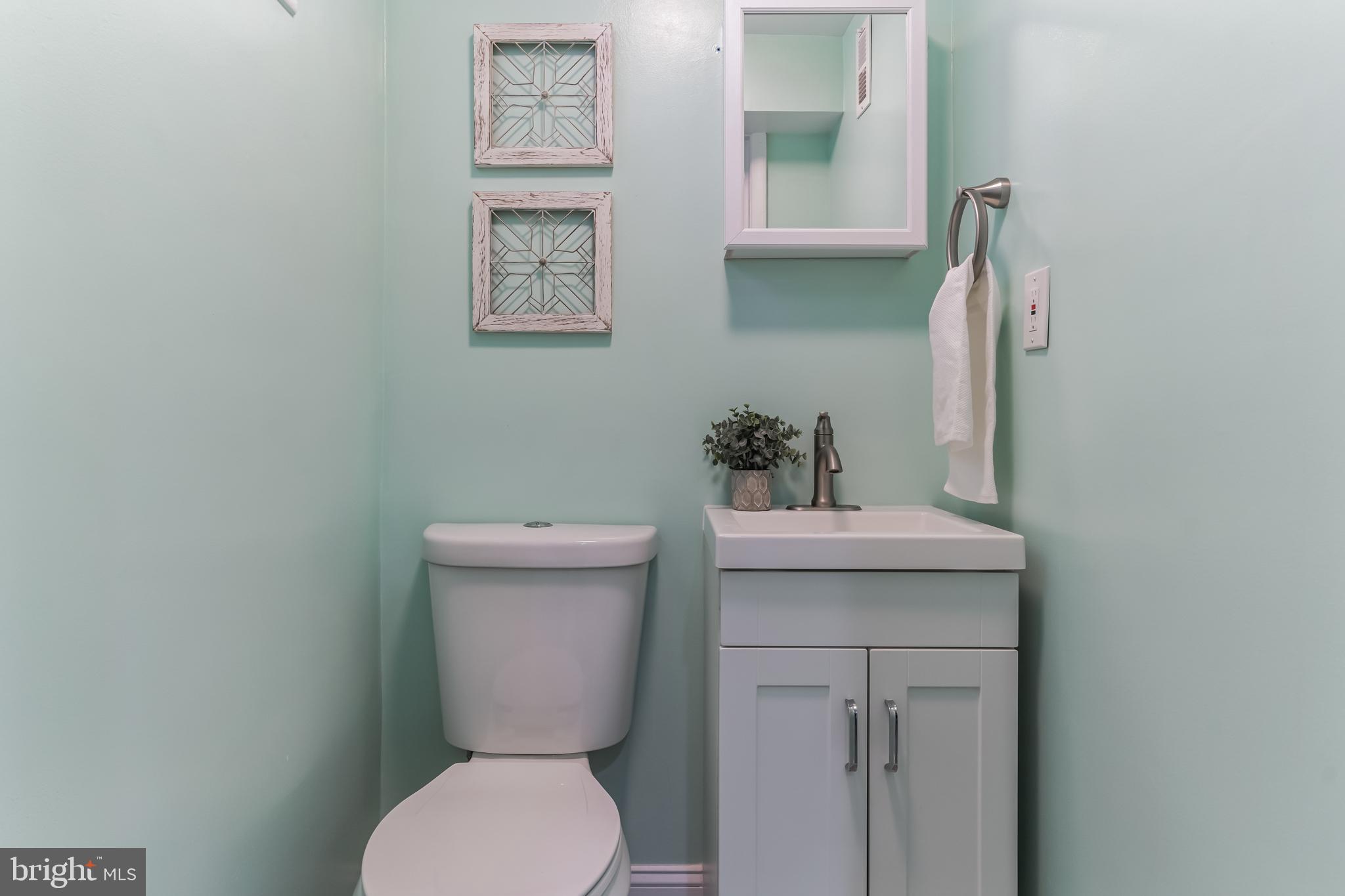 HOLLY PARK - Residential