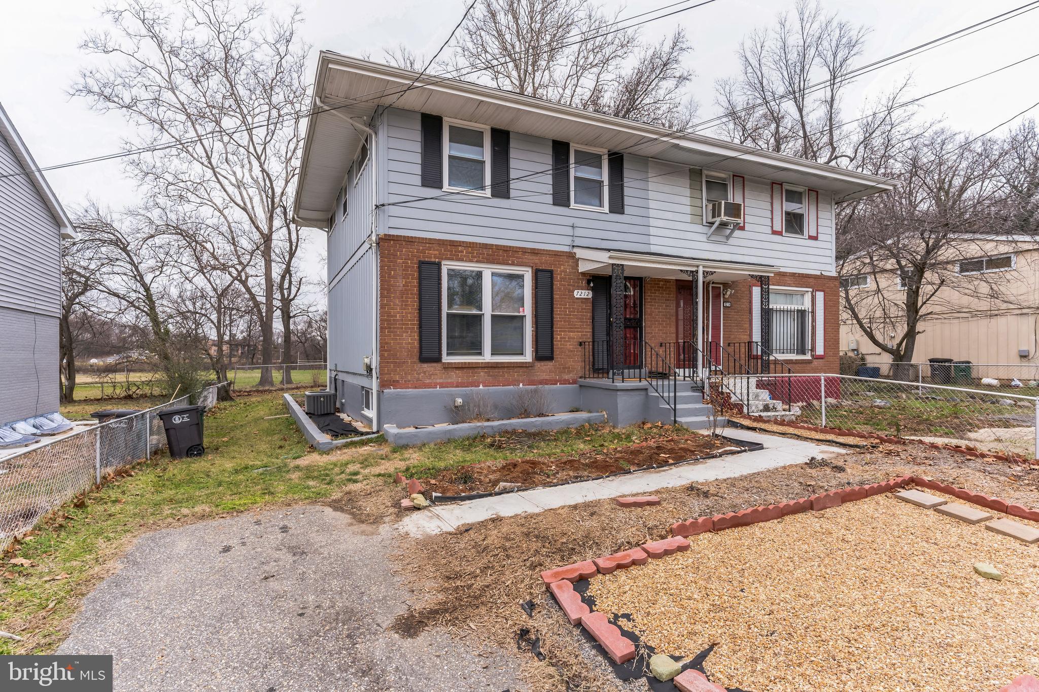 HOLLY PARK - Residential