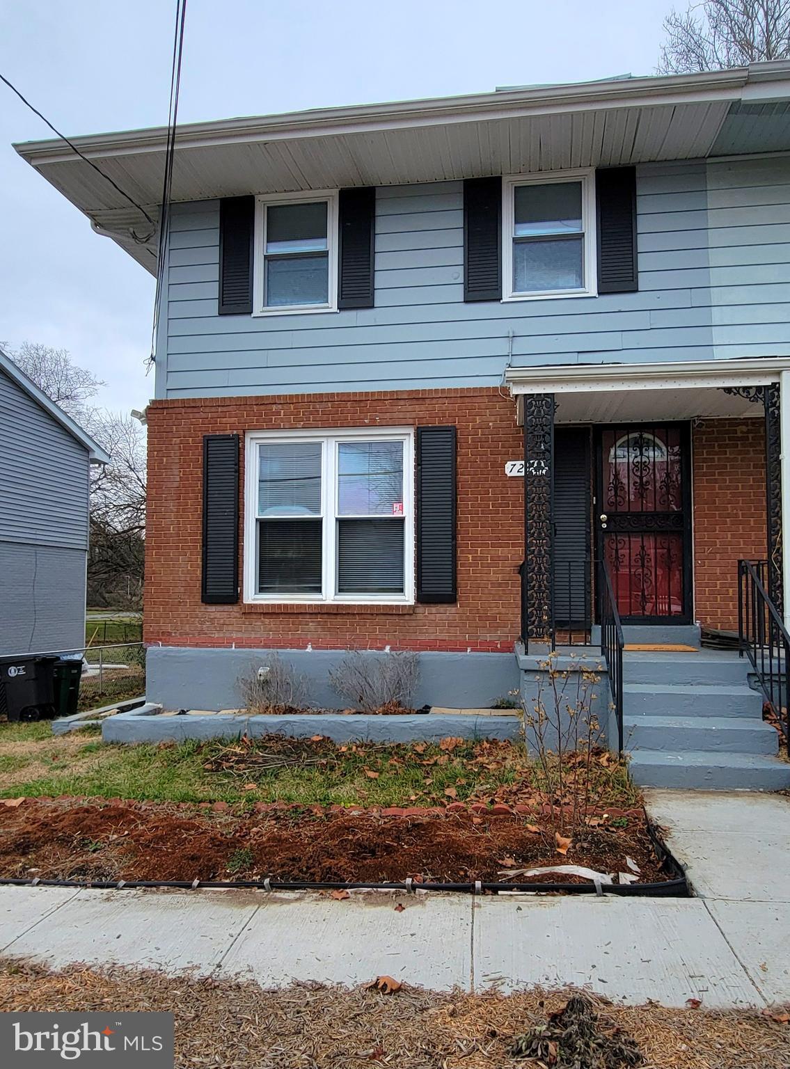 HOLLY PARK - Residential