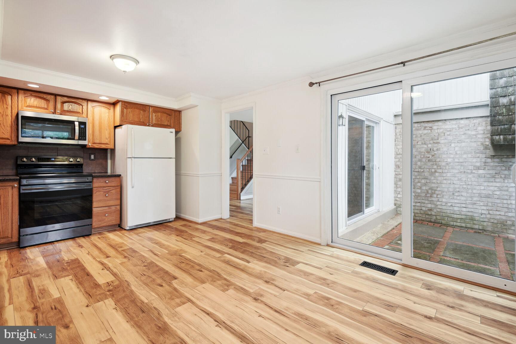 STEDWICK TOWNHOUSES - Residential Lease