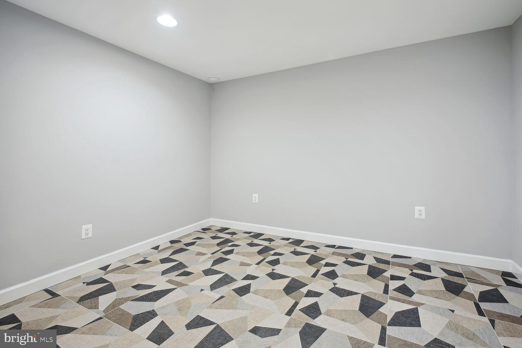 STEDWICK TOWNHOUSES - Residential Lease