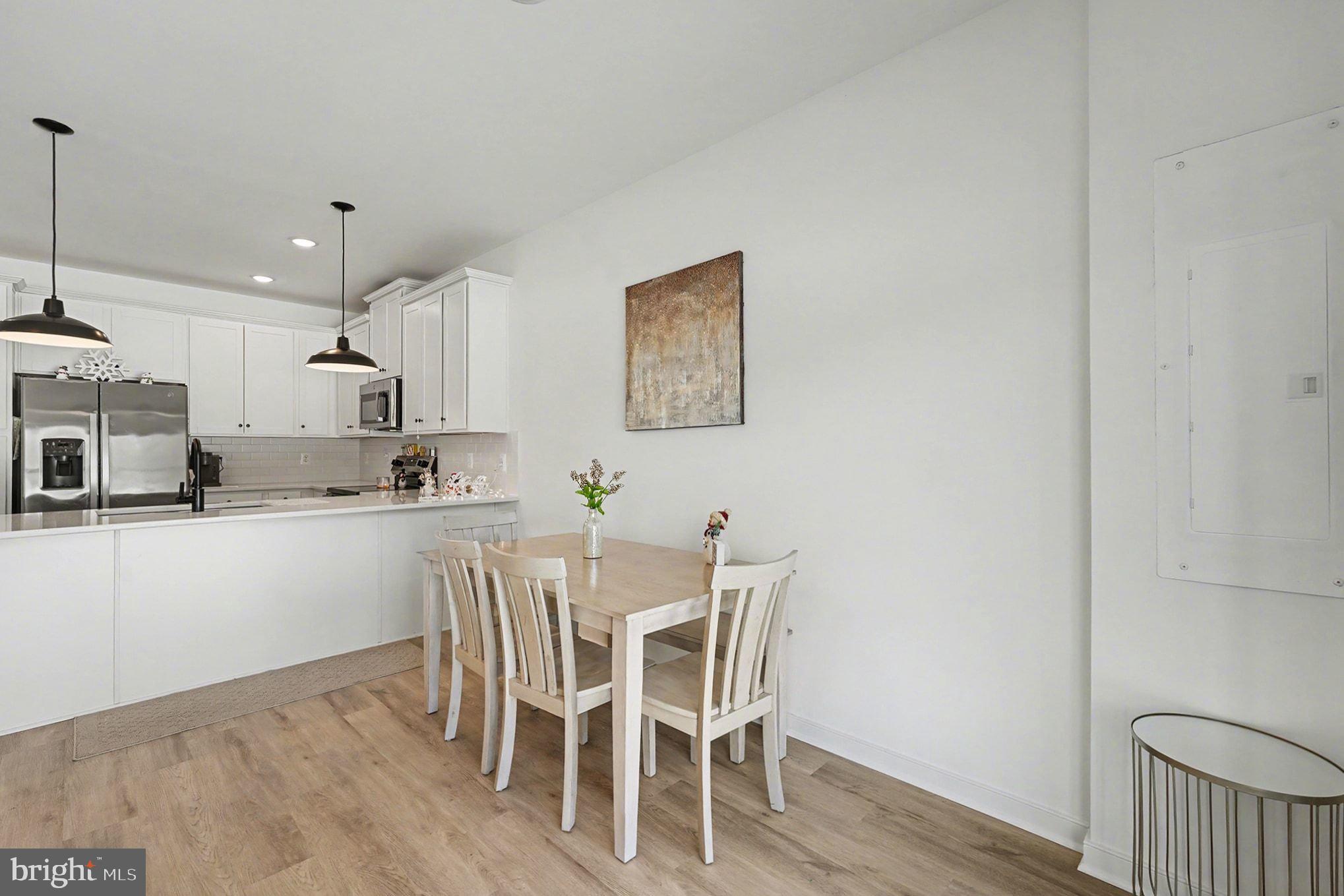 WILDERNESS SHORES - Residential