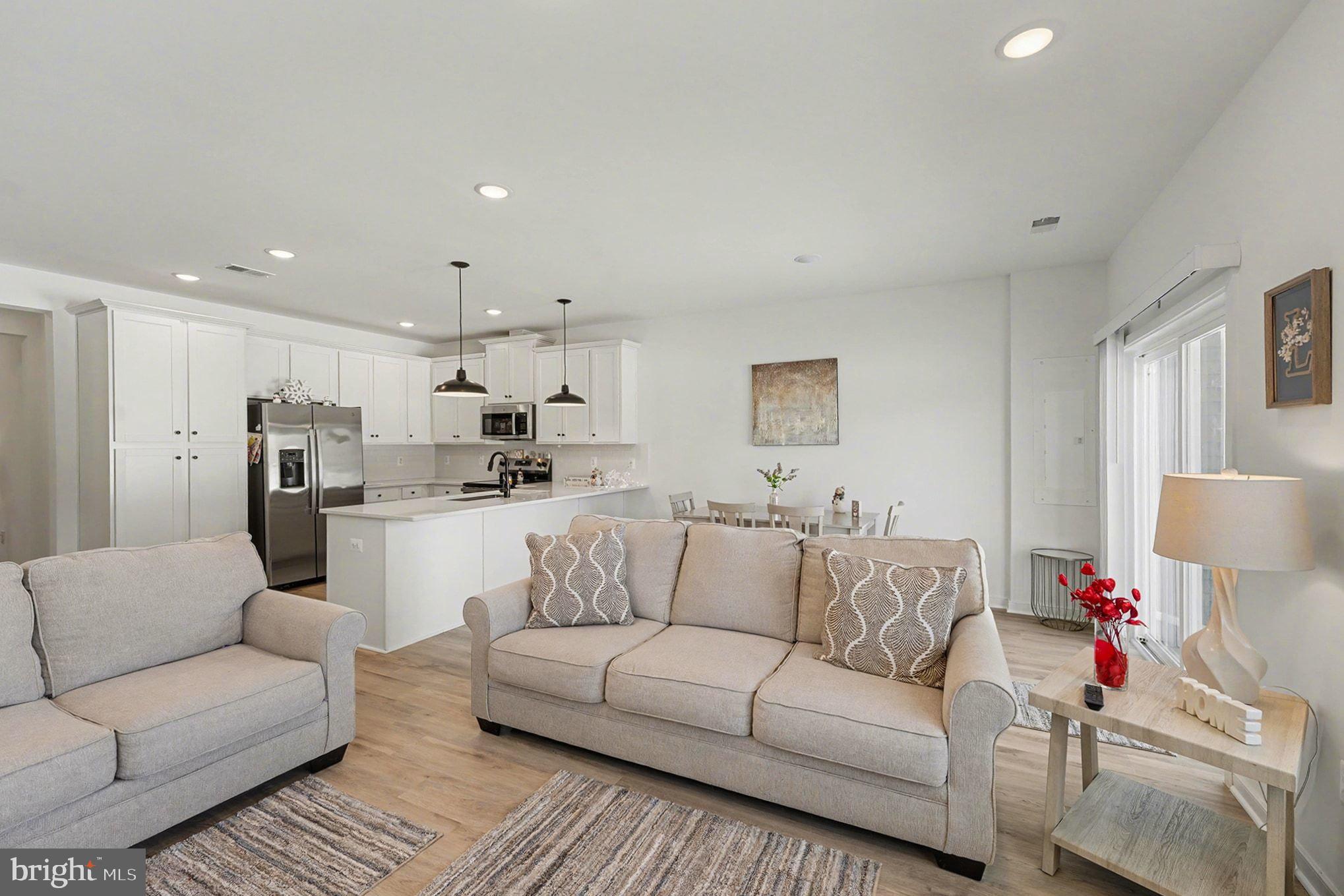 WILDERNESS SHORES - Residential