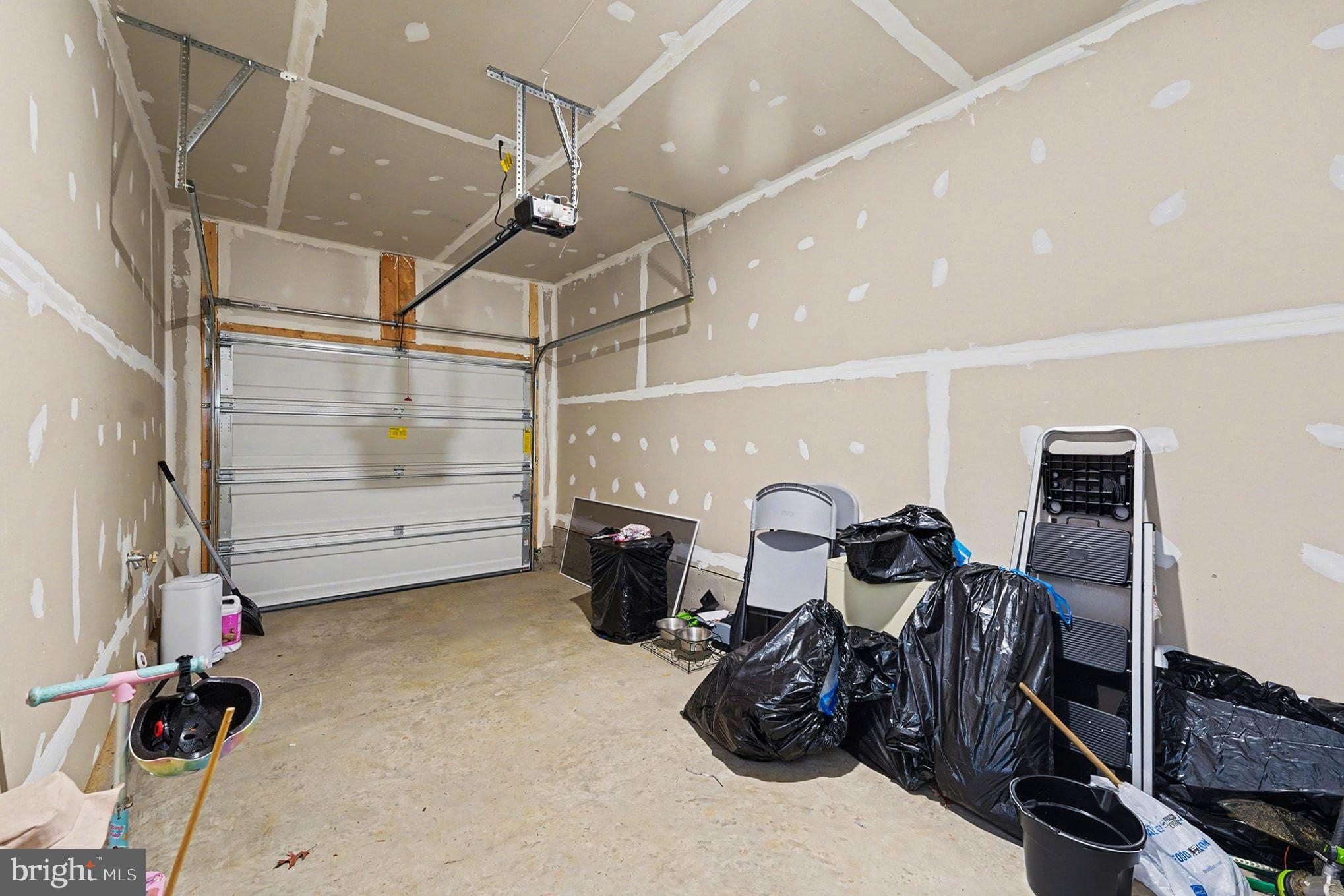 WILDERNESS SHORES - Residential