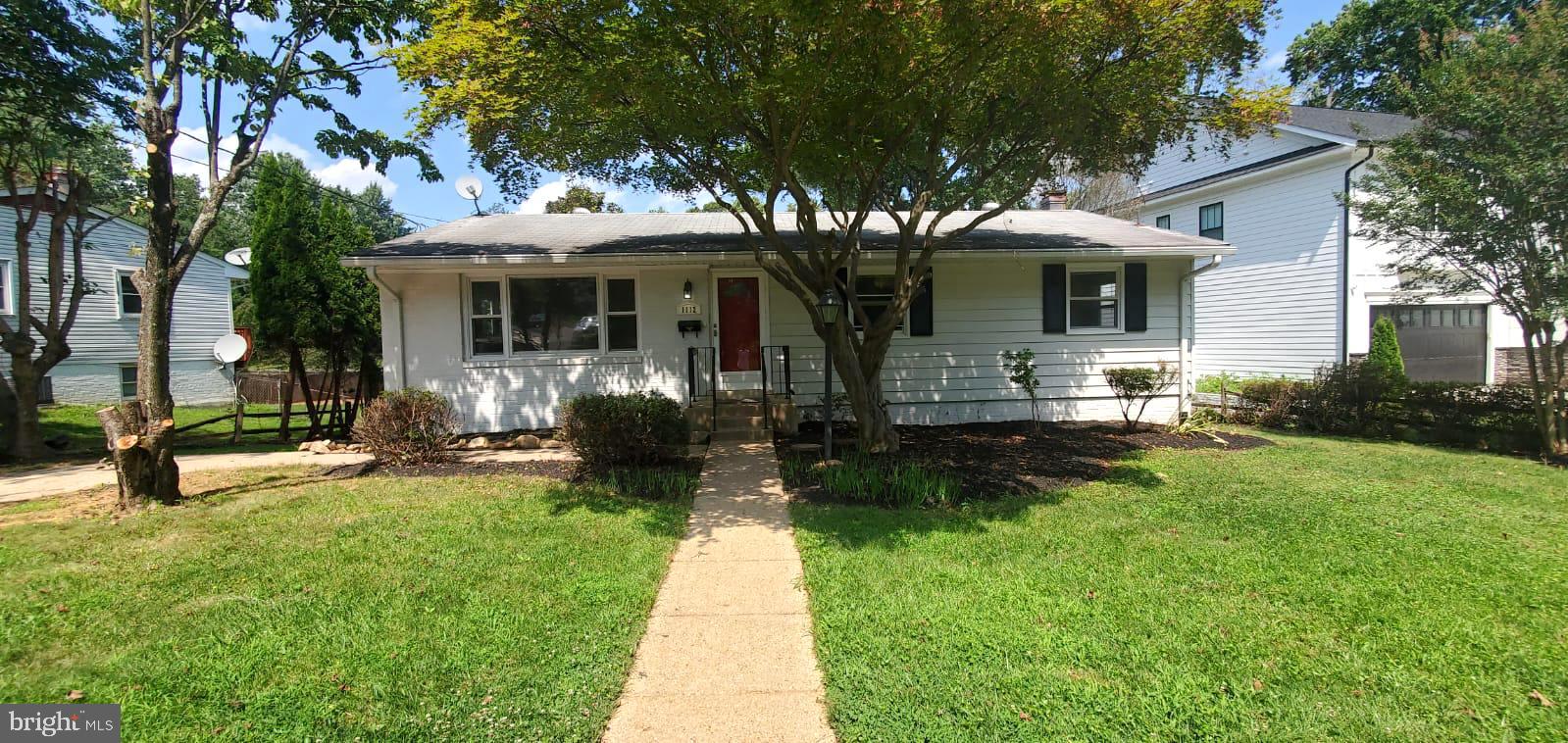 VIENNA WOODS - Residential Lease