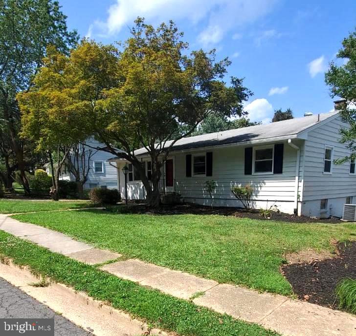 VIENNA WOODS - Residential Lease