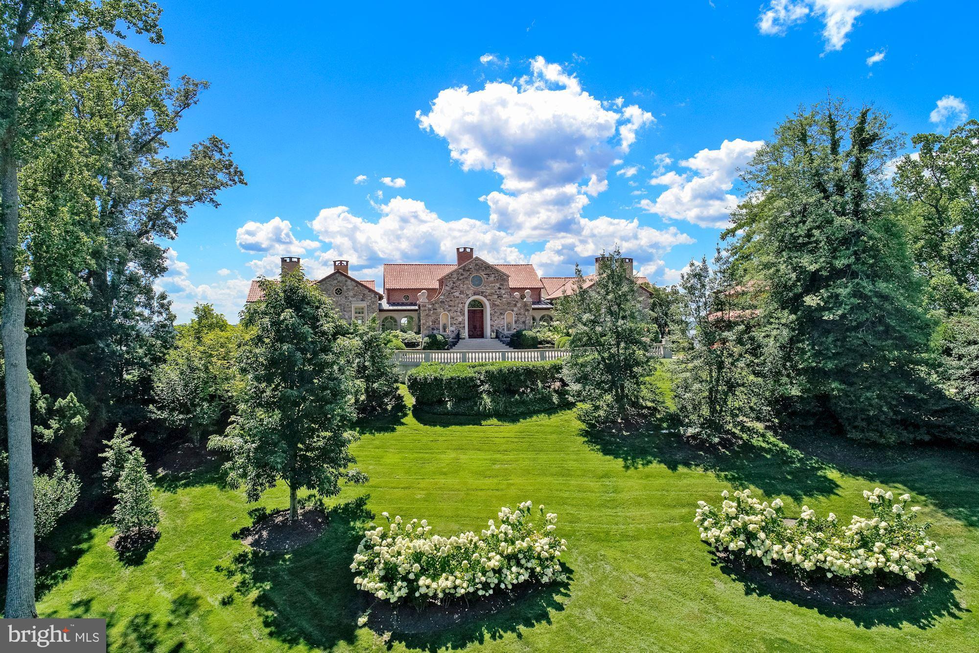 GIBSON ISLAND - Residential