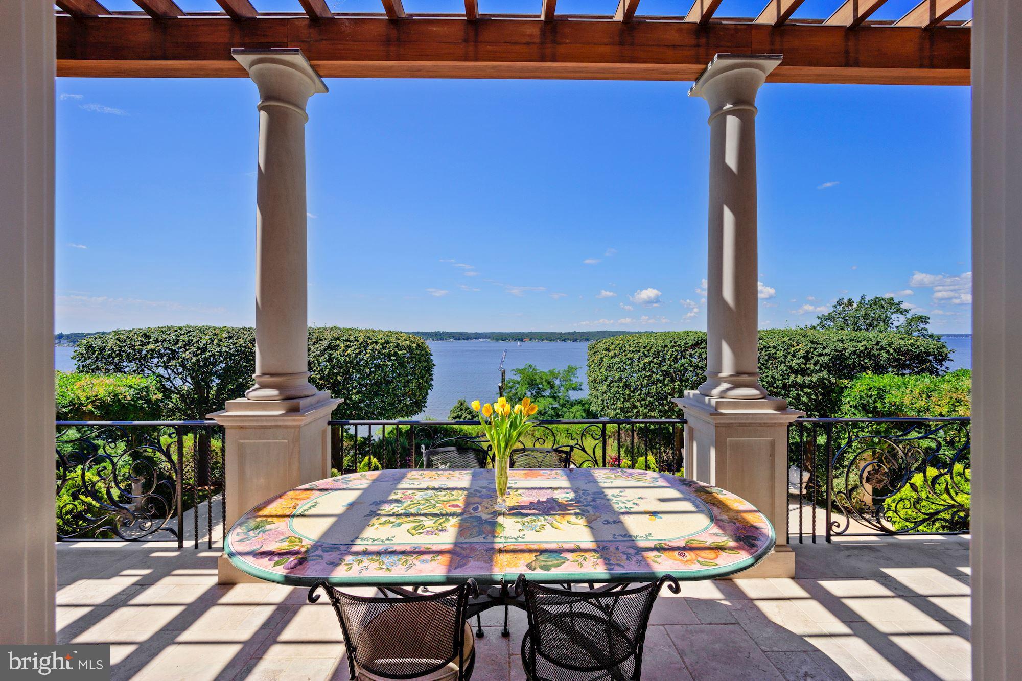 GIBSON ISLAND - Residential