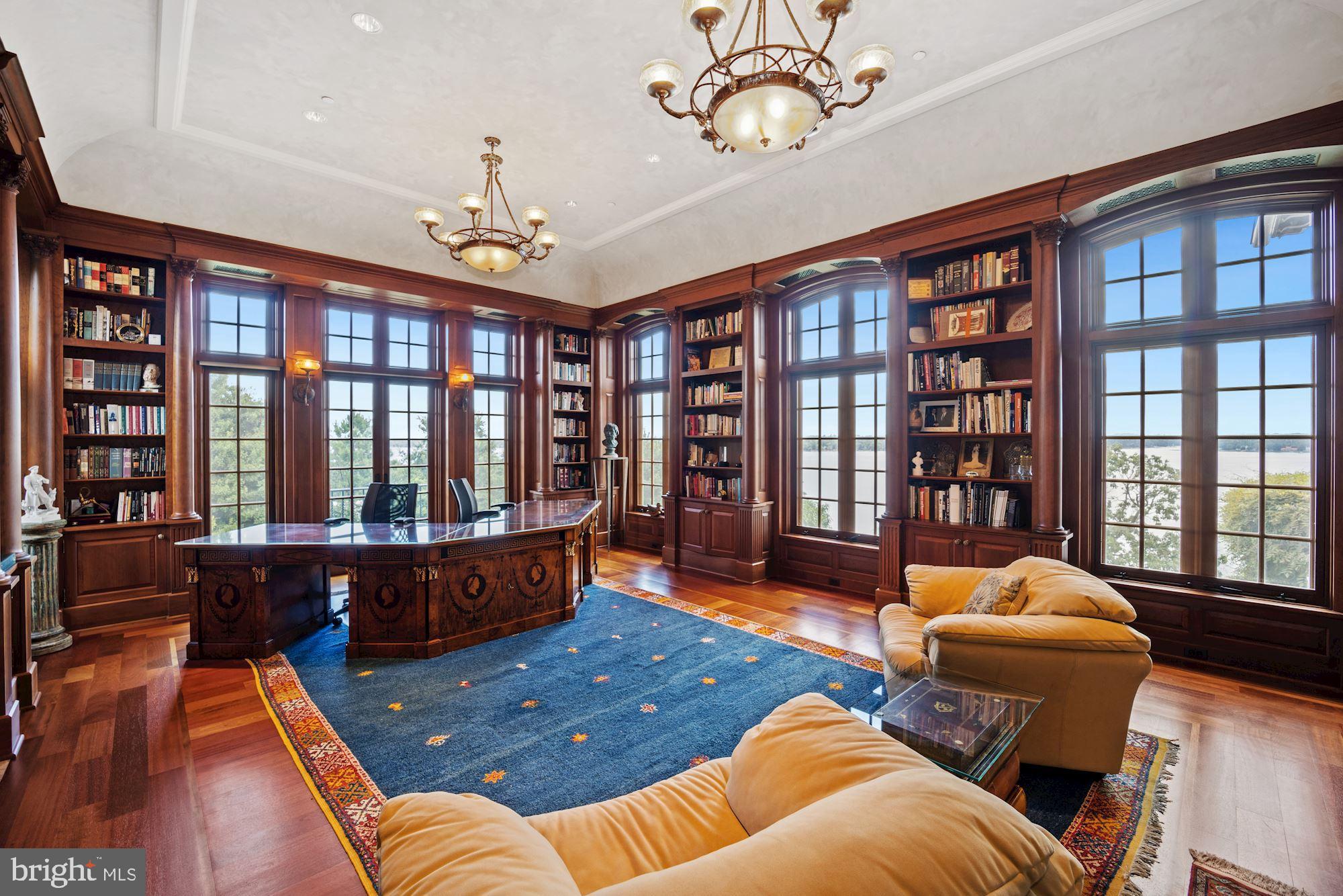 GIBSON ISLAND - Residential