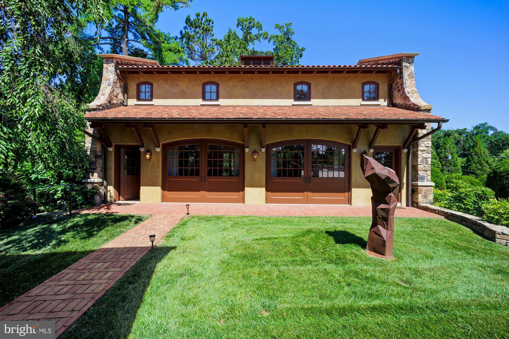 GIBSON ISLAND - Residential