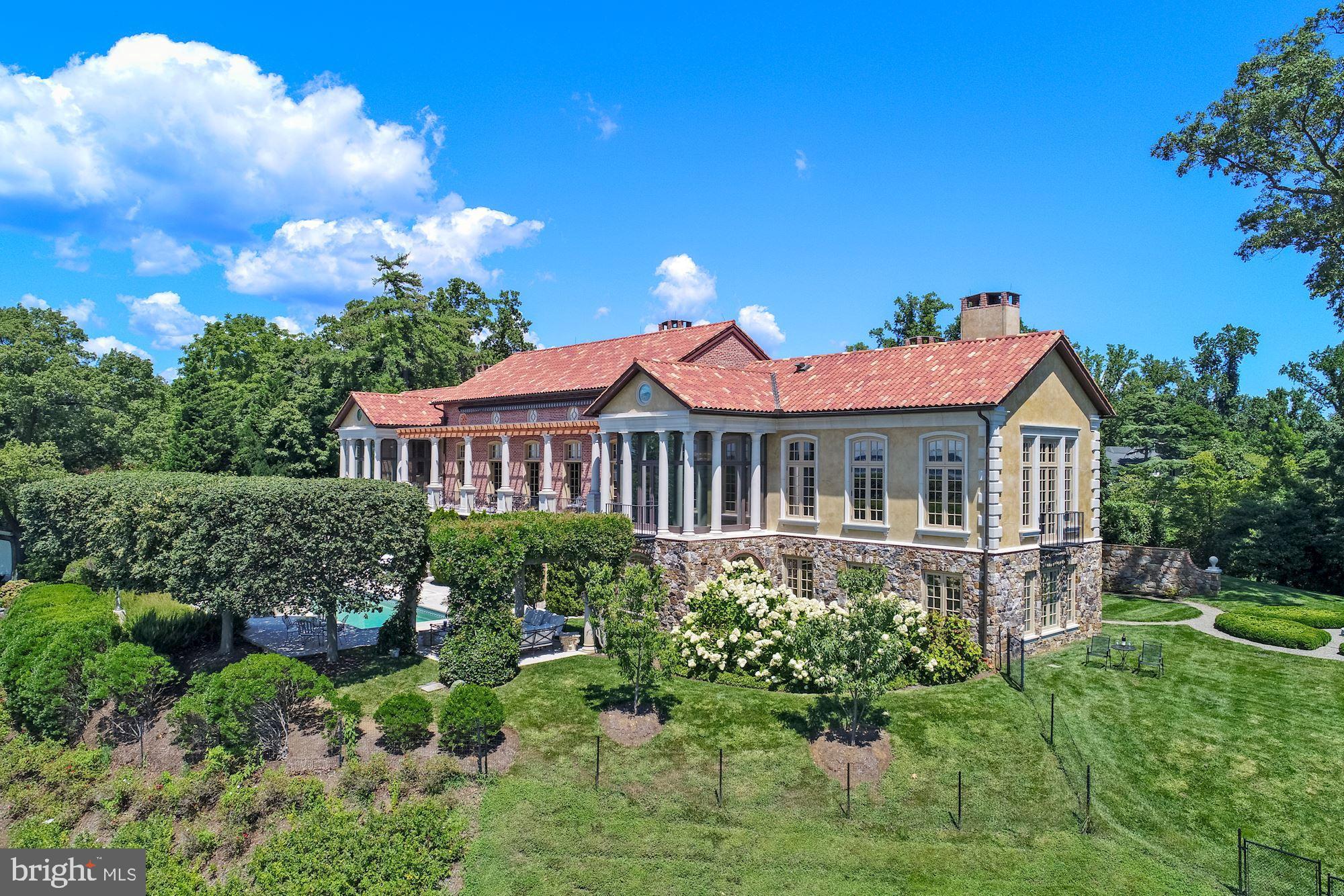 GIBSON ISLAND - Residential