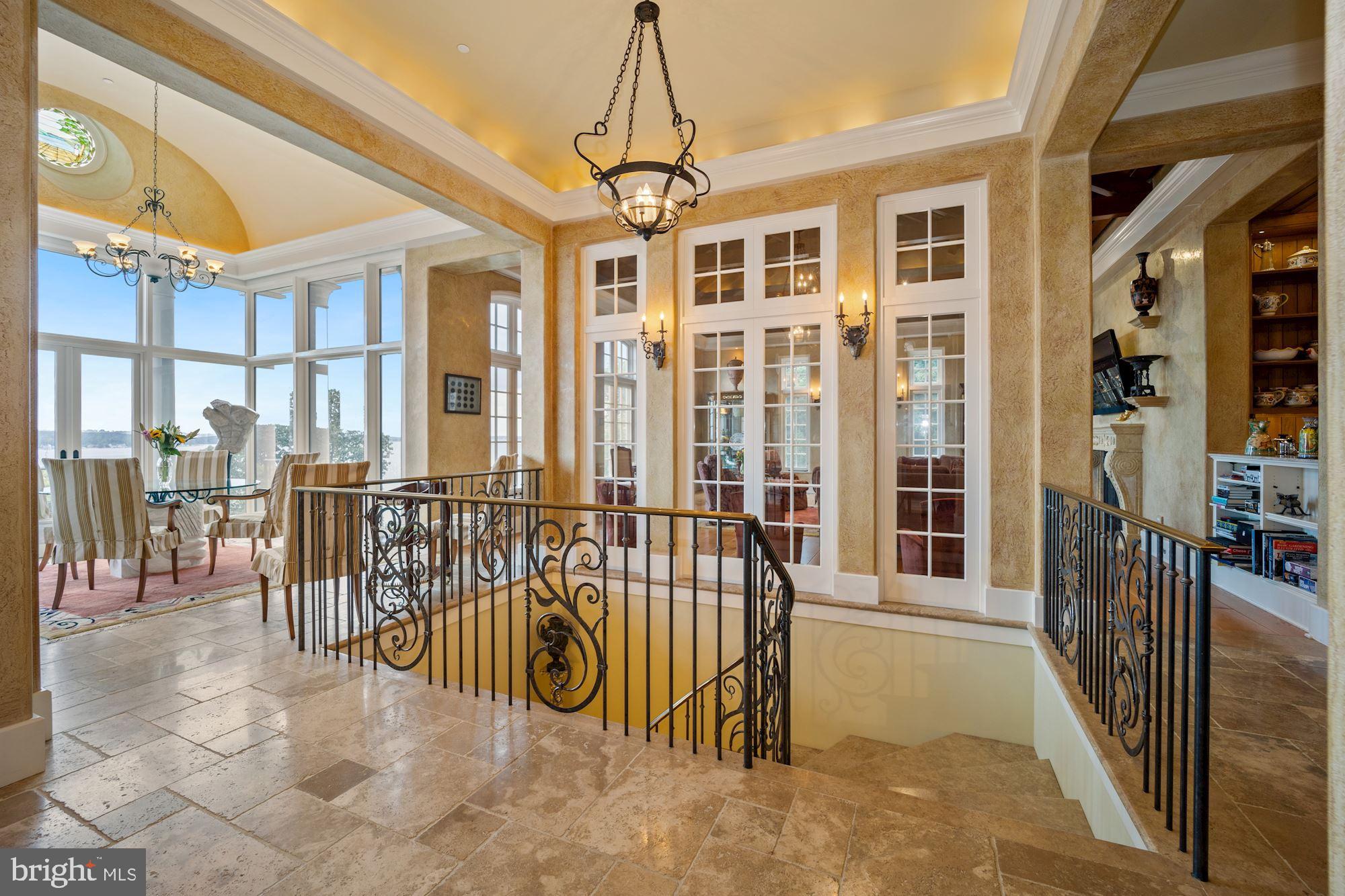 GIBSON ISLAND - Residential