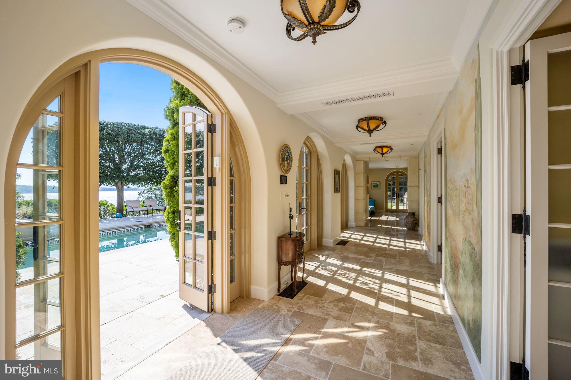 GIBSON ISLAND - Residential