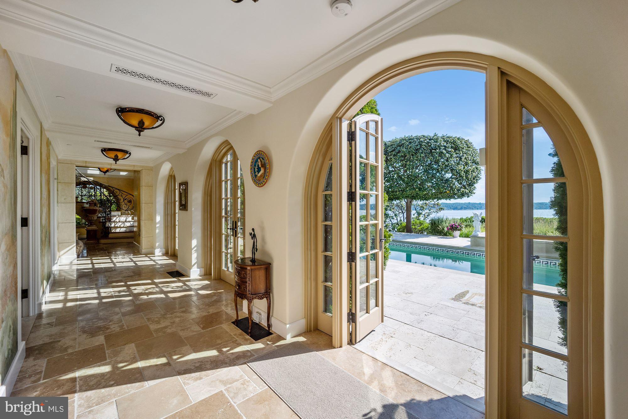 GIBSON ISLAND - Residential