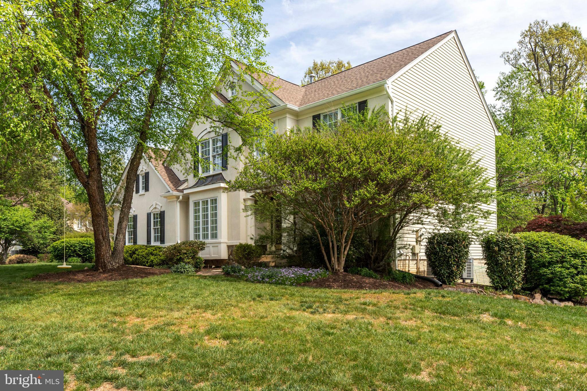 PARKSIDE MANOR - Residential